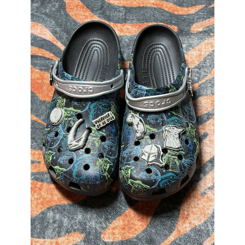 Crocs Disney Mandalorian The Child  Star Wars Themes Clogs Men's 11 With Charms